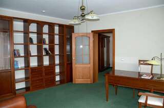 Гостиница Олимп Светлогорск Апартаменты с видом на сад-5